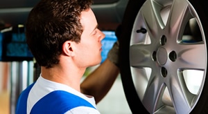 Promjena temperature znači i PROMJENU GUMA! Auto centar Jimmy u Zagrebu nudi DEMONTAŽU, MONTAŽU i BALANSIRANJE sve 4 gume na čeličnim naplatcima 13–16 cola po ODLIČNOJ CIJENI!