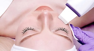 Istakni PRIRODNU LJEPOTU svog lica uz TRETMANE ČIŠĆENJA lica ultrazvučnom špatulom, MASKU te OBLIKOVANJE OBRVA ili LASH   BROW LIFT u Beauty salonu "PINK ME UP" u Čavlama!