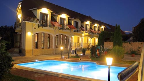 Bajor Panzio - Odmor u gradu Bük, Bük, Mađarska - 293 EUR - 5x noćenje u dvokrevetnoj sobi za 2 osobe (1 dijete od 12 do 17,99 godina besplatno), Buffet doručak