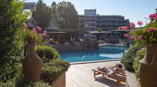NaturMed Hotel Carbona - Wellness odmor, Heviz, Mađarska - 824 EUR - 4x noćenje u Standard dvokrevetnoj plus sobi za 2 osobe, Polupansion (doručak i večera)
