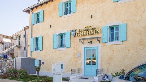 Heritage Hotel Chersin - Odmor u Istri i izlet u NP Brijuni, Fažana, Istra, Hrvatska - 329 EUR - 2x noćenje u dvokrevetnoj sobi za 2 osobe (1 dijete do 6,99 godina besplatno), Doručak