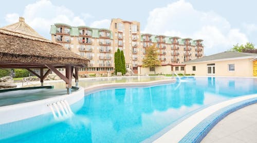 Hotel Európa Fit Superior Hévíz - Spa i wellness odmor, Hévíz, Mađarska - 379 EUR - 2x noćenje u dvokrevetnoj Standard sobi za 2 osobe, Polupansion