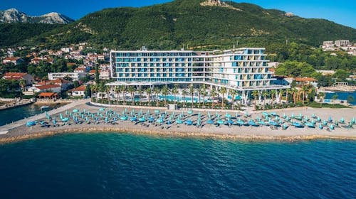 Carine Hotel Kumbor Superior - All inclusive početak ljeta, Herceg Novi, Crna Gora - 798 EUR - 3x noćenje u dvokrevetnoj Deluxe sobi za 2 osobe, All inclusive
