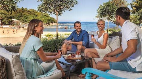 Hotel Gran Vista Plava Laguna - Ljeto u Poreču, Poreč, Istra, Hrvatska - 1.219 EUR - 7x noćenje u dvokrevetnoj Economy sobi s dodatnim ležajem za 2 osobe (1. dijete do 11,99 godina i 2. dijete do 4,99 godina besplatno), Polupansion i piće uz večeru