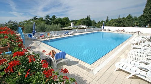 Hotel Plavi Plava Laguna - Ljeto u Poreču, Poreč, Istra, Hrvatska - 635 EUR - 5x noćenje u Economy sobi za 2 osobe, Polupansion