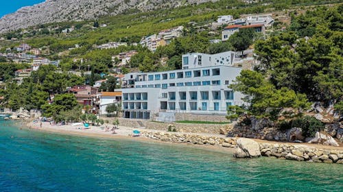 Hotel Saint Hildegard - Svibanjski odmor uz more u Dalmaciji, Omiš, Dalmacija, Hrvatska - 279 EUR - 2x noćenje u dvokrevetnoj Standard sobi za 2 osobe, Polupansion