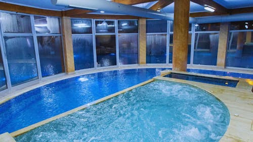 Aqua Spa Lux - Banjski Centar Aqua Spa Termale - Wellness odmor, Novi Pazar, Srbija - 70 EUR - 1x noćenje u dvokrevetnoj sobi za 2 osobe, Doručak