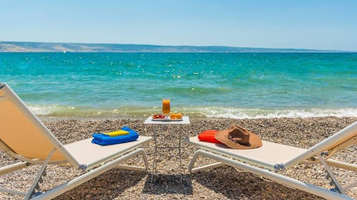 Camping Paklenica - Pozdrav ljetu u Dalmaciji, Starigrad, Paklenica, Dalmacija, Hrvatska - 220 EUR - 2x noćenje u mobilnoj kućici Superior 4+2 za do 6 osoba (4 odrasle osobe i 2 djece do 11,99 godina), Završno čišćenje