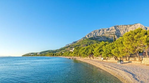 Bluesun Hotel Alga - Romantično proljeće s punim pansionom, Tučepi, Makarska rivijera, Dalmacija, Hrvatska - 270 EUR - 2x noćenje u dvokrevetnoj Standard sobi s balkonom (morska strana) za 2 osobe, Puni pansion