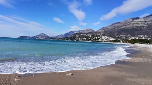 Hotel Adria Šušanj - Obiteljski početak i kraj ljeta u Crnoj Gori, Bar, Crna Gora - 667 EUR - 7x noćenje u Standard dvokrevetnoj sobi za 2 osobe (1 dijete do 11,99 godina i 1 dijete do 3,99 godina besplatno), Polupansion (buffet doručak i večera)