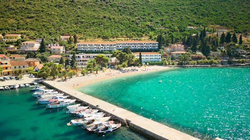 Hotel Faraon - All inclusive proljeće u Dalmaciji, Trpanj, Dalmacija, Hrvatska - 330 EUR - 3x noćenje u dvokrevetnoj Comfort sobi s balkonom (pogled more) za 2 osobe, All inclusive s uključenim pićem uz obroke