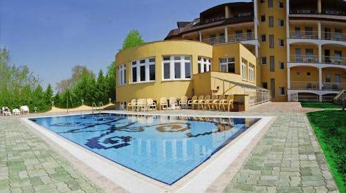 Wellness Hotel Aphrodite - Obiteljski termalni odmor u Mađarskoj, Zalakaros, Mađarska - 699 EUR - 3x noćenje u dvokrevetnoj Standard sobi za 2 osobe (2 djece do 11,99 godina besplatno), Doručak