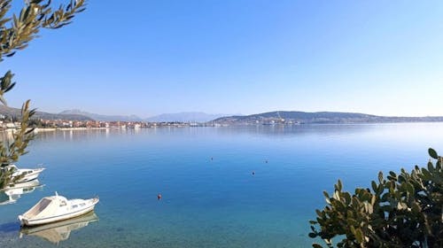 Hotel Villa Four Pearls Trogir - Ljetni odmor uz more, Trogir, Dalmacija, Hrvatska - 1.660 EUR - 5x noćenje u Superior apartmanu za 2 osobe (3 djece do 18 godina besplatno), All inclusive