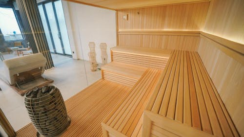 Golden Panorama Wellness & Spa - Premium jednosobni apartman - Planinski odmor na Zlatiboru, Zlatibor, Srbija - 235 EUR - 2x noćenje u Premium jednosobnom apartmanu za 2 osobe, Polupansion u novootvorenom restoranu