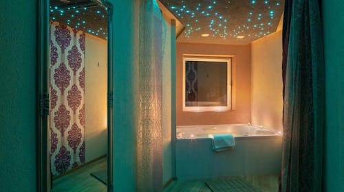 Kristály Hotel Keszthely - Romantičan wellness odmor tijekom tjedna, Keszthely, Mađarska - 248 EUR - 2x noćenje u Deluxe sobi za 2 osobe, Polupansion