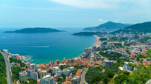 Hotel Bono by Aycon - Obiteljski početak i kraj ljeta, Bečići, Crna Gora - 638 EUR - 5x noćenje u dvokrevetnoj Standard sobi (s dodatnim ležajem) za 2 osobe (1 dijete do 11,99 godina besplatno), Doručak