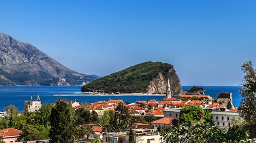Hotel Millennium by Aycon - Obiteljsko ljeto u Budvi, Budva, Crna Gora - 583 EUR - 3x noćenje u dvokrevetnoj Superior sobi za 2 osobe (1 dijete do 11,99 godina besplatno), Doručak