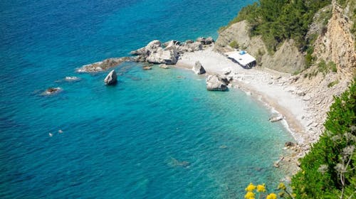 Hotel Idila by Aycon - Obiteljsko ljeto, Budva, Crna Gora - 795 EUR - 5x noćenje u dvokrevetnoj Deluxe sobi s pogledom na park za 2 osobe (1 dijete do 11,99 godina besplatno), Doručak