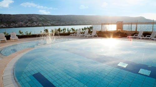 Family Hotel Pagus - All inclusive rujan na Pagu, Pag, Sjeverna Dalmacija, Hrvatska - 463 EUR - 3x noćenje u dvokrevetnoj Standard sobi s balkonom (pogled park) za 2 osobe (1 dijete do 12 godina i 1 dijete do 2,99 godina), All inclusive