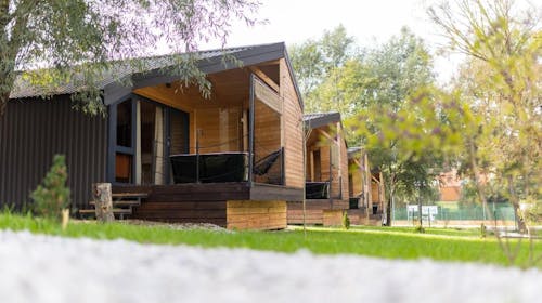Glamping Resort Halicanum - Toplice Sveti Martin - Obiteljski odmor tijekom vikenda uz masažu, Sveti Martin na Muri, Hrvatska - 210 EUR - 2x noćenje u glamping kućici za 2 osobe (2 djece do 13,99 godina besplatno), Bogati doručak