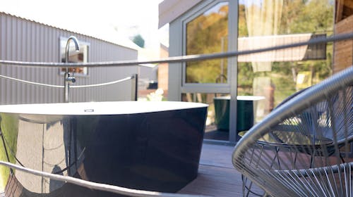 Glamping Resort Halicanum - Toplice Sveti Martin - Obiteljski odmor tijekom tjedna uz masažu, Sveti Martin na Muri, Hrvatska - 190 EUR - 2x noćenje u glamping kućici za 2 osobe (2 djece do 13,99 godina besplatno), Bogati doručak