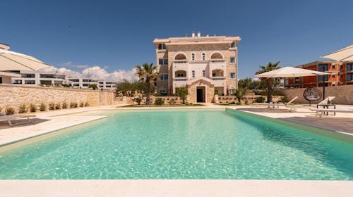 Chateau Dabo Luxury Pool Apartments - Lipanj na Pagu, Novalja, Hrvatska - 277 EUR - 2x noćenje u dvosobnom apartmanu (3+2) za 5 osoba, Korištenje vanjskog bazena