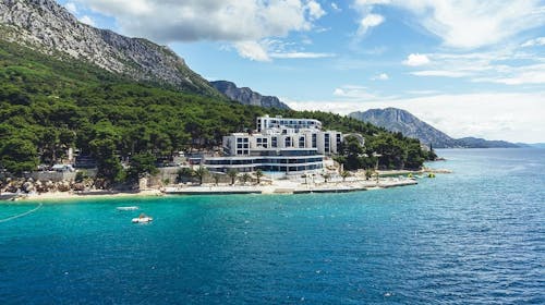Morenia All Inclusive Resort - All inclusive proljetno opuštanje s animacijom, Podaca, Makarska rivijera, Dalmacija, Hrvatska - 320 EUR - 2x noćenje u Comfort sobi s balkonom (strana more) za 2 osobe (1 dijete do 11,99 godina besplatno), All inclusive