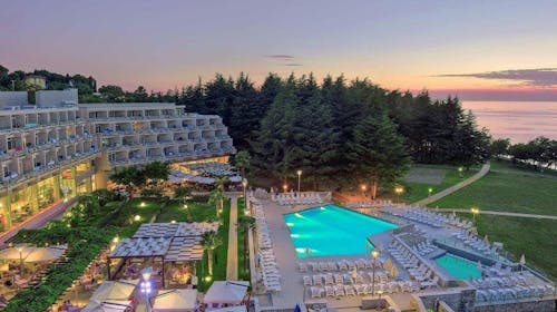 Hotel Mediteran Plava Laguna - Ljeto u Poreču, Poreč, Istra, Hrvatska - 838 EUR - 5x noćenje u dvokrevetnoj Economy sobi za 2 osobe, Polupansion