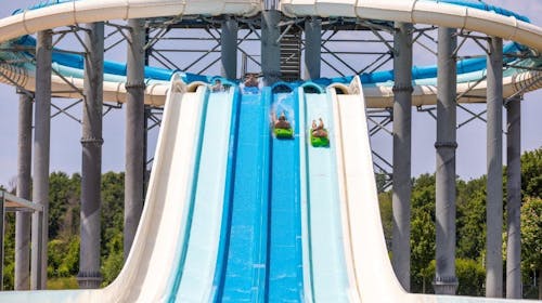 Aquapark Aquacolors - Cjelodnevna ulaznica za odrasle - Lipanj i rujan, Poreč, Istra, Hrvatska - 35 EUR - 1x cjelodnevna ulaznica za osobe iznad 120 cm, Korištenje atrakcija i bazena vodenog parka Aquacolors