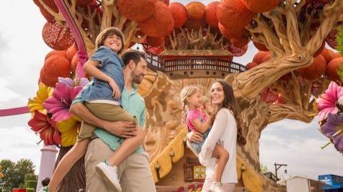 Kraj škole u Gardalandu, Gardaland, Italija - 599 EUR - 2x noćenje u apartmanu ili hotelu za 2 osobe i 2 djece do 11,99 (ovisi o raspoloživosti i upitu), 4x kombinirana ulaznica Gardaland Park + Legoland Water Park (1. dan (2. ulazak) ili 2. dan (uzastopno))