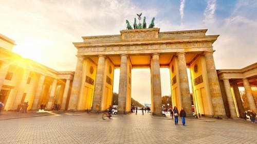 A&O Berlin Mitte - City break u centru Berlina, Berlin, Njemačka - 134 EUR - 2x noćenje u dvokrevetnoj Standard sobi ili obiteljskoj sobi za 2 osobe (2 djece do 17 godina besplatno), Doručak