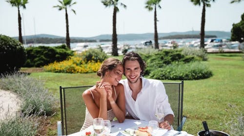 Ilirija Resort - Hotel Adriatic - Romantično wellness opuštanje uz more, Biograd na Moru, Dalmacija, Hrvatska - 159 EUR - 1x noćenje u dvokrevetnoj Comfort sobi za 2 osobe (1 dijete do 7 godina besplatno), Polupansion
