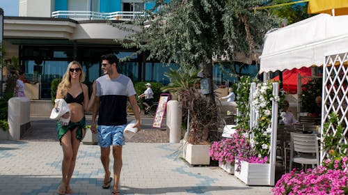 Hotel Levante - All inclusive light kraj ljeta tik uz plažu, Bellaria Igea Marina, Italija - 522 EUR - 3x noćenje u dvokrevetnoj sobi s balkonom za 2 osobe, All inclusive light u hotelskom restoranu