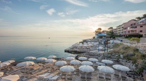 Vitality Hotel Punta - Obiteljski odmor na Lošinju, Veli Lošinj, Hrvatska - 480 EUR - 2x noćenje u Suite na morskoj strani za 2 osobe (2 djece do 11,99 godina besplatno), Polupansion (doručak i večera)