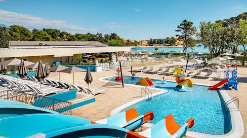 Valamar Camping Padova - Last minute obiteljski odmor na Rabu, Banjol, Rab, Hrvatska - 173 EUR - 2x noćenje u Padova Home za do 6 osoba (4 odrasle osobe i 2 djece do 12 godina), Korištenje bazena za odrasle i djecu