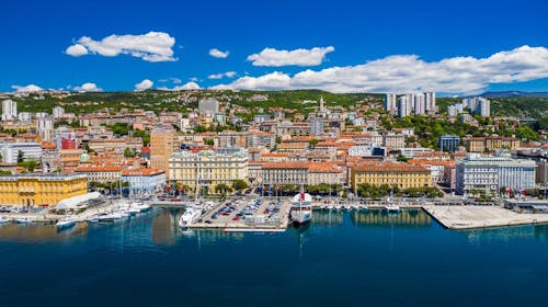 Grand Hotel Bonavia Rijeka - Proljeće u Rijeci - Superior soba, Rijeka, Hrvatska - 268 EUR - 2x noćenje u dvokrevetnoj Superior sobi za 2 osobe, Doručak