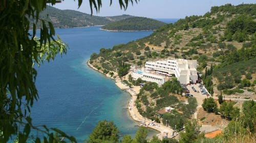 Adria All Inclusive Hotel - All inclusive odmor na Korčuli, Vela Luka, Korčula, Dalmacija, Hrvatska - 988 EUR - 7x noćenje u sobi s pogledom na park za 2 osobe (1 dijete do 6,99 godina besplatno), All inclusive (doručak, ručak, večera, piće uz obroke, coffee time, izbor pića u aperitiv baru)