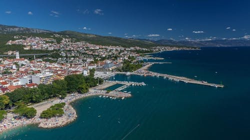 Hotel Crikvenica - Last minute odmor u Crikvenici, Crikvenica, Hrvatska - 336 EUR - 2x noćenje u dvokrevetnoj Superior sobi s balkonom za 2 osobe, Bogati buffet doručak