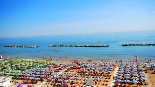 Hotel Metropolitan *** S - Savršen ljetni odmor uz more u Italiji, Bellaria Igea Marina, Italija - 990 EUR - 5x noćenje u dvokrevetnoj Superior ili Deluxe sobi s balkonom za 2 osobe, Polupansion u hotelskom restoranu