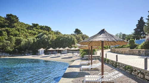 Aminess Vival Port9 Residence - Obiteljski kraj ljeta u apartmanima na Korčuli, Korčula, Dalmacija, Hrvatska - 238 EUR - 2x noćenje u apartmanu Vinea za 2 osobe (2 djece do 13,99 godina besplatno), Korištenje vanjskog infinity bazena sa slatkom vodom za odrasle