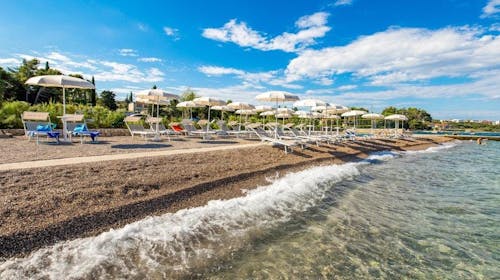 Hotel Malin - Ljeto u vrhunskom hotelu na Krku, Malinska, otok Krk, Hrvatska - 780 EUR - 3x noćenje u Standard dvokrevetnoj sobi s balkonom za 2 osobe, Polupansion