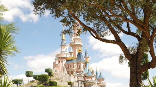 Jesen u Disneylandu, Coupvray, Francuska - 1.299 EUR - 3x noćenje u apartmanu ili hotelu, 4x povratna avionska karta Zagreb - Beauvais-Tille - Zagreb