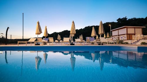 Apartmani Medena - Last minute ljeto s polupansionom u Trogiru, Donji Seget, Trogir, Dalmacija, Hrvatska - 349 EUR - 2x noćenje u Superior apartmanu A (2+1) za 2 odrasle osobe (1 dijete do 11,99 godina besplatno), Polupansion