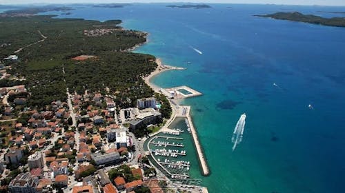 Villa Angie - Obiteljski odmor u Biogradu na Moru, Biograd na Moru, Dalmacija, Hrvatska - 226 EUR - 5x noćenje u moderno opremljenom apartmanu za 4 osobe, Posteljina i ručnici