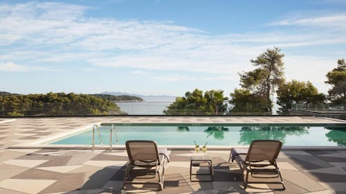 Aminess Alfir Hotel - Ljeto na Korčuli, Korčula, Dalmacija, Hrvatska - 768 EUR - 4x noćenje u Premium suite s balkonom za 2 osobe (2 djece do 9,99 godina besplatno), Polupansion i uključeno piće uz večeru