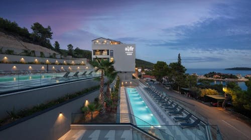 Aminess Alfir Hotel - Ljeto na Korčuli, Korčula, Dalmacija, Hrvatska - 1.805 EUR - 7x noćenje u Premium suite s balkonom za 2 osobe (2 djece do 9,99 godina besplatno), Polupansion i uključeno piće uz večeru