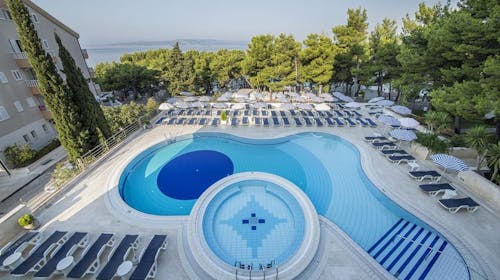 Hotel Horizont - Ljeto na makarskoj rivijeri, Baška Voda, Makarska rivijera, Dalmacija, Hrvatska - 444 EUR - 3x noćenje u Superior dvokrevetnoj sobi s balkonom za 2 osobe, Polupansion (buffet doručak i večera)