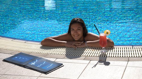 Hotel International - Ljetni odmor na Rabu, Rab, Hrvatska - 859 EUR - 5x noćenje u dvokrevetnoj sobi s pogledom na grad ili more (ovisno o raspoloživosti) za 2 osobe (1 dijete do 6 godina besplatno), Polupansion