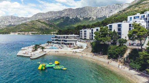 Morenia All Inclusive Resort - All inclusive ljeto s animacijom, Podaca, Makarska rivijera, Dalmacija, Hrvatska - 2.110 EUR - 5x noćenje u Junior suite s balkonom (strana more) za 2 osobe (2 djece do 17,99 godina besplatno), All inclusive