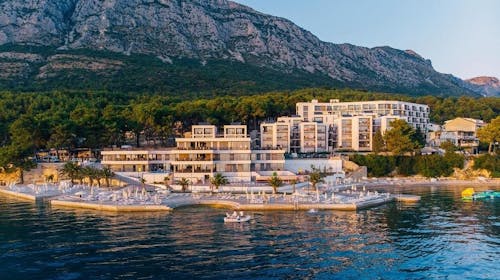 Morenia All Inclusive Resort - All inclusive ljeto s animacijom, Podaca, Makarska rivijera, Dalmacija, Hrvatska - 1.810 EUR - 5x noćenje u Comfort sobi s balkonom (strana more) za 2 osobe (1 dijete do 11,99 godina ili 2 djece do 7,99 godina besplatno), All inclusive